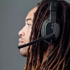 &divide; Headset logitech astro a10 gen2 transductores 32mm mic flip-to-mute jack3.5mm multiplataforma negro