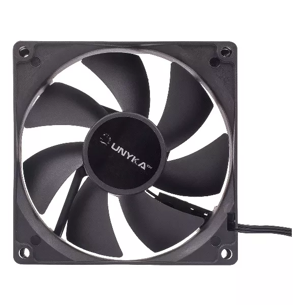&divide; Ventilador interno unyka 90mm color negro 7 aspas