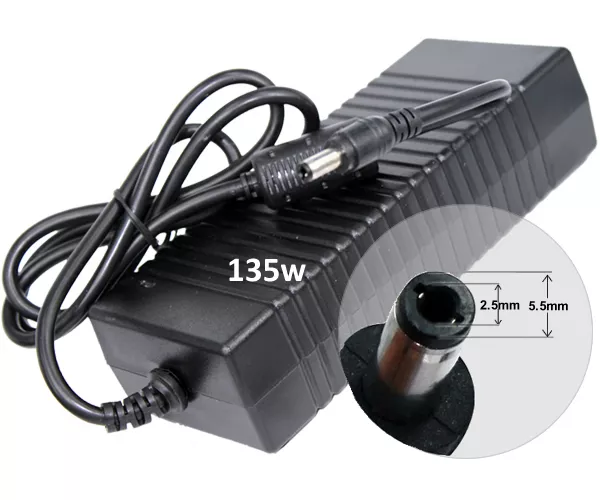 Cargador compatible para port&aacute;til ACER / MEDION 135W 19V 7.1A 5.5x2.5 mm Dayma