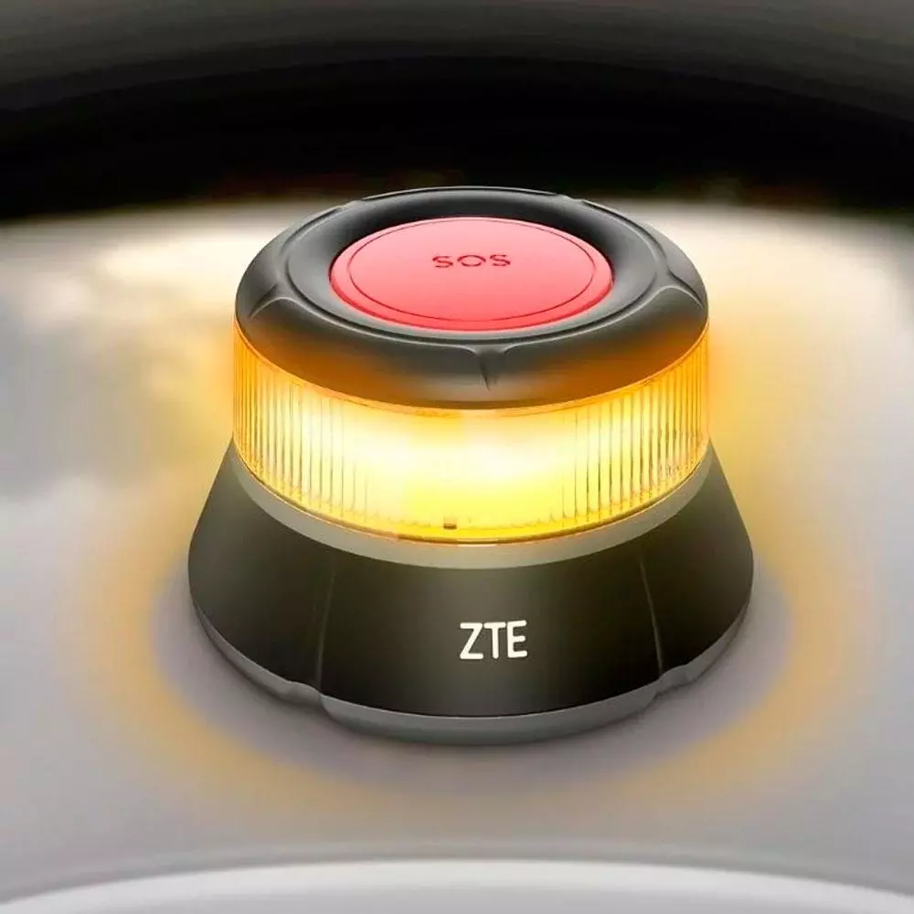 Baliza Geolocalizable ZTE E1 / Homologada V16 / DGT 3.0 / Luz Flash / Visibilidad + 1 km / IP54 / 1x pila 9v