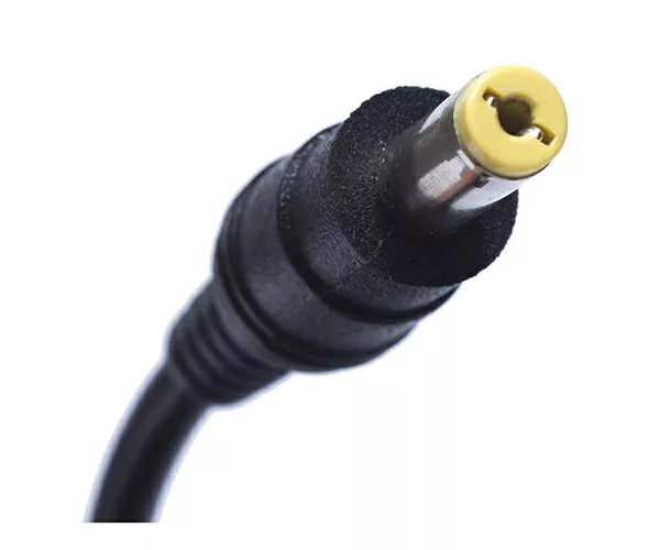 Cargador de coche-mechero para port&aacute;til ACER 90W 19V 4.74A 5.5x1.7 mm Greencell