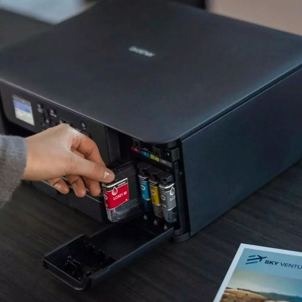 Impresora multifuncion Brother Inkjet  DCP-J1310DW /  Wifi / 16ppm / Negra / LC521