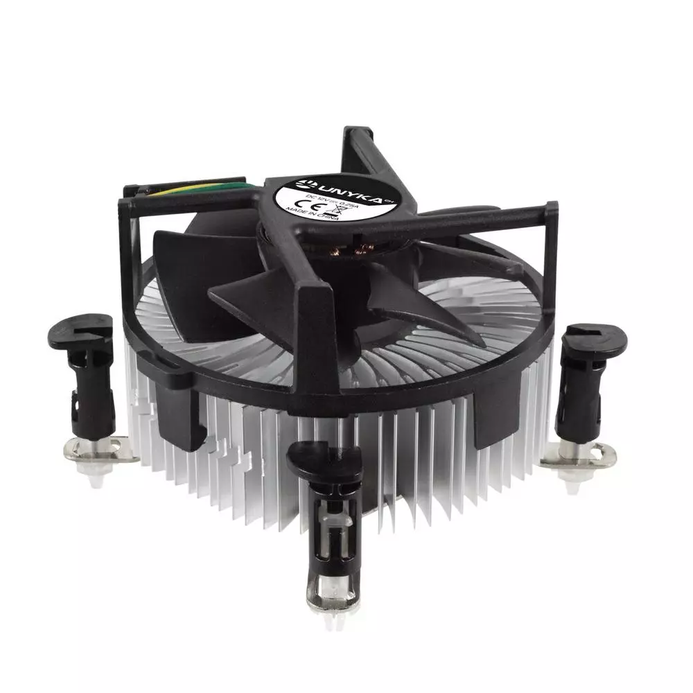 Ventilador con disipador para cpu Unyka UK532002 / Base de aluminio / Fan 90mm / 7 aspas / Multi Socket