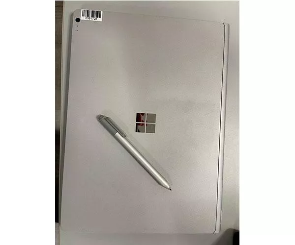 Port&aacute;til Reacondicionado Microsoft Surface Book 1 13" tactil / i5-6300U / 8gb / 128gb Ssd / Teclado kit de pegatinas de conversi&oacute;n / Sin l&aacute;piz / Grado B  No funciona el tactil