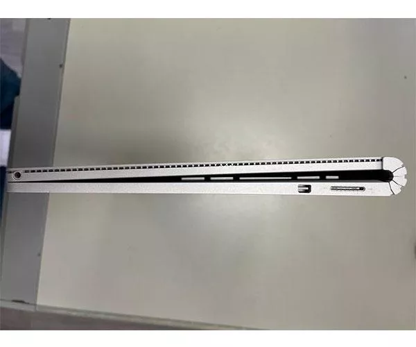 Port&aacute;til Reacondicionado Microsoft Surface Book 1 13" tactil / i5-6300U / 8gb / 128gb Ssd / Teclado kit de pegatinas de conversi&oacute;n / Sin l&aacute;piz / Grado B  No funciona el tactil