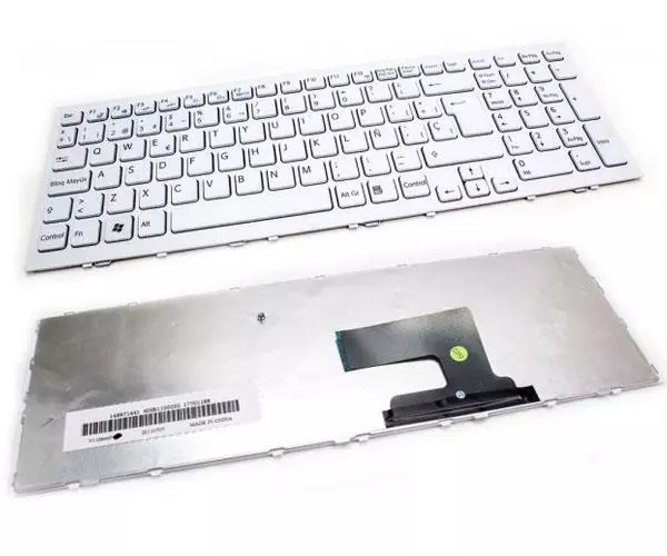Teclado compatible para port&aacute;til SONY vpc-eh series blanco con marco